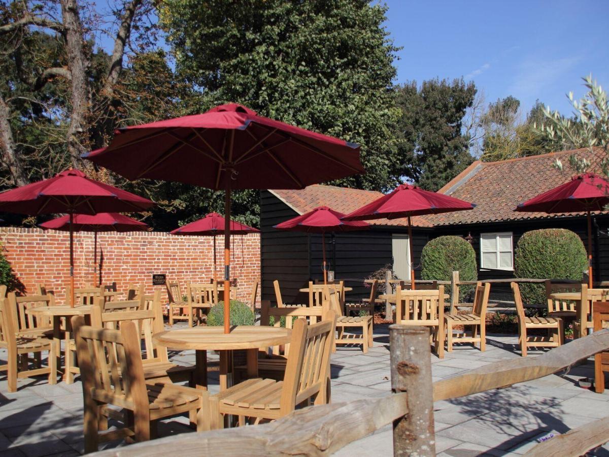 The Cherry Tree 5*