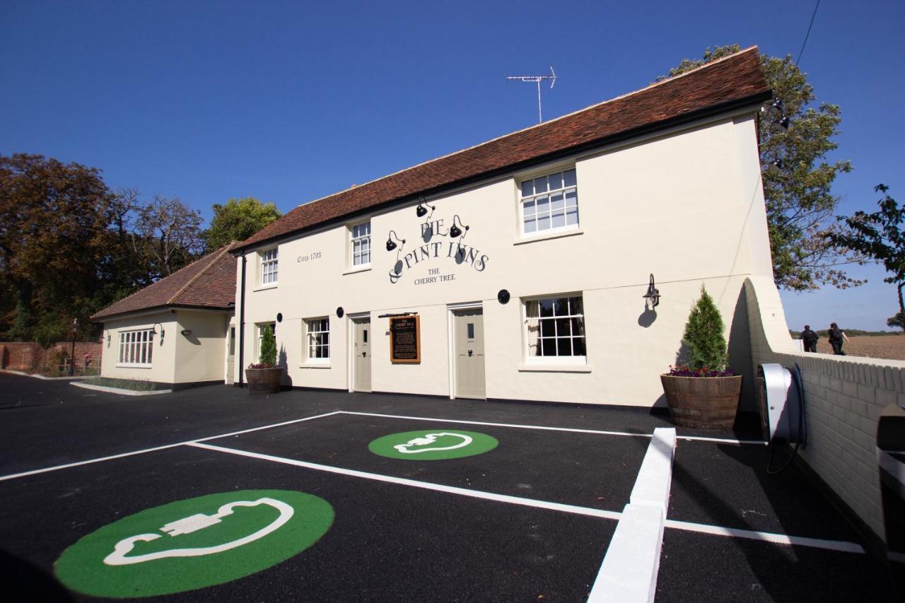 The Cherry Tree 5* Rochford